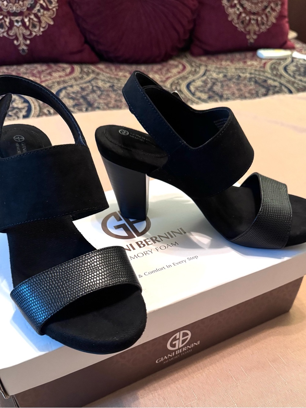 Giani Bernini Black Suede Block Heel Sandals w/ Memory foam. - Picture 6 of 11